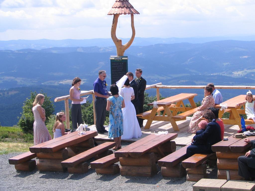 Hotel Radegast Dolní Bečva Bagian luar foto