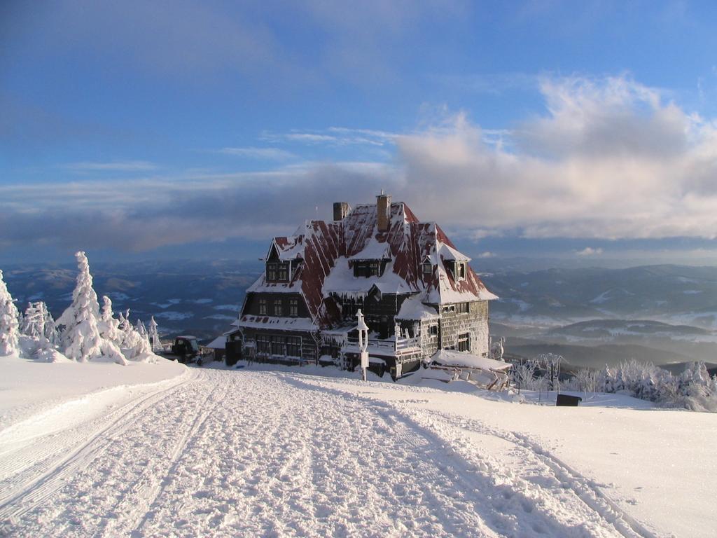Hotel Radegast Dolní Bečva Bagian luar foto